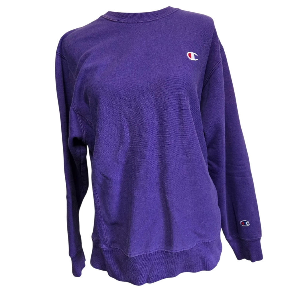 Vintage 1990s Y2k Champion Women's Rich Purple Crew Neck Sweatshirt